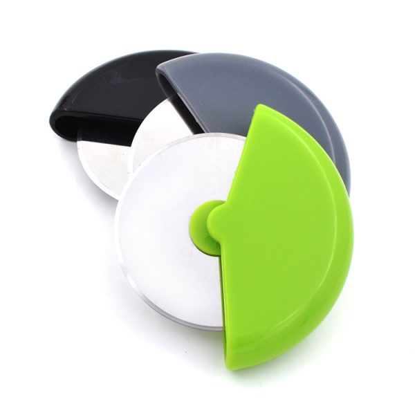 Kitchen Gadgets Pizza Wheel Knife - Image 4